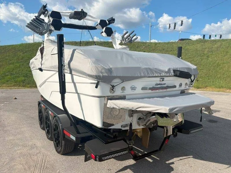 Slide: The Image of Malibu M242 2026 - 88