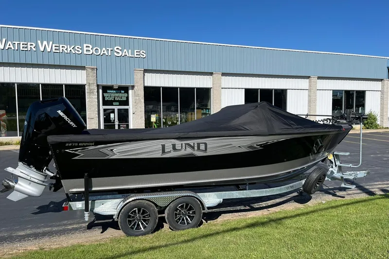 Slide: The Image of 2026 Lund 2275 Baron boat on trailer at Water Werks Boat Sales. - 40