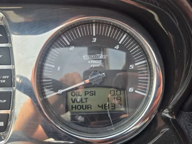 Slide: The Image of Malibu Wakesetter 23 LSV 2012 - 17