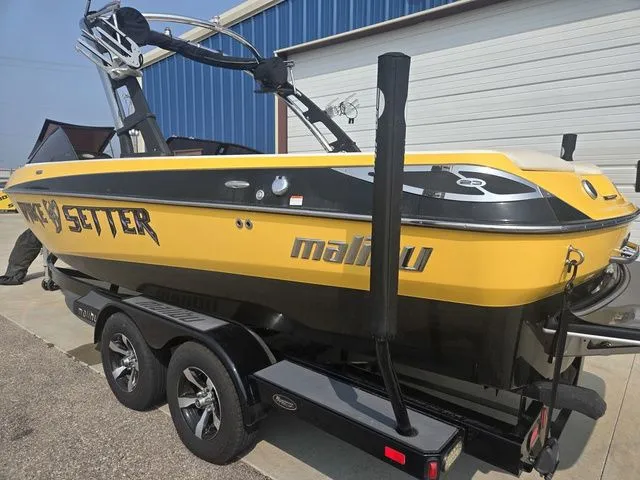Slide: The Image of Malibu Wakesetter 23 LSV 2012 - 51