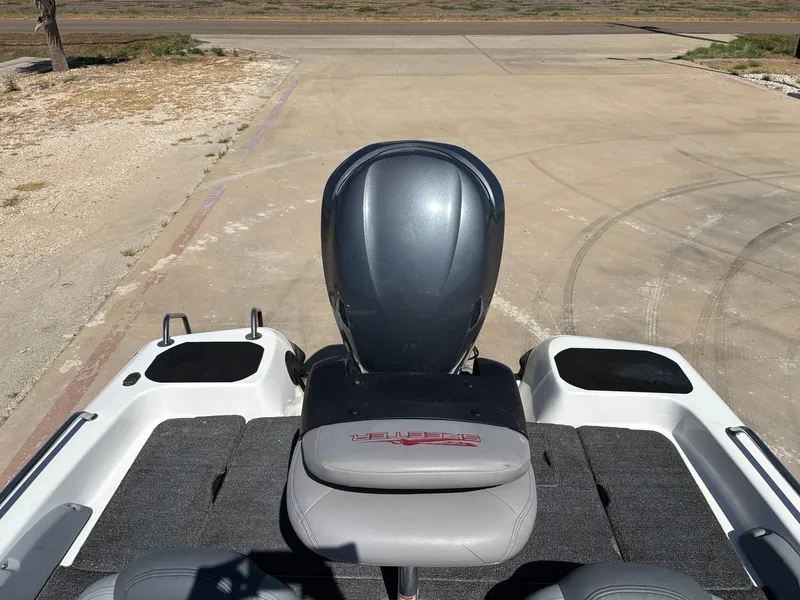 Slide: The Image of Skeeter SL210 2009 - 11