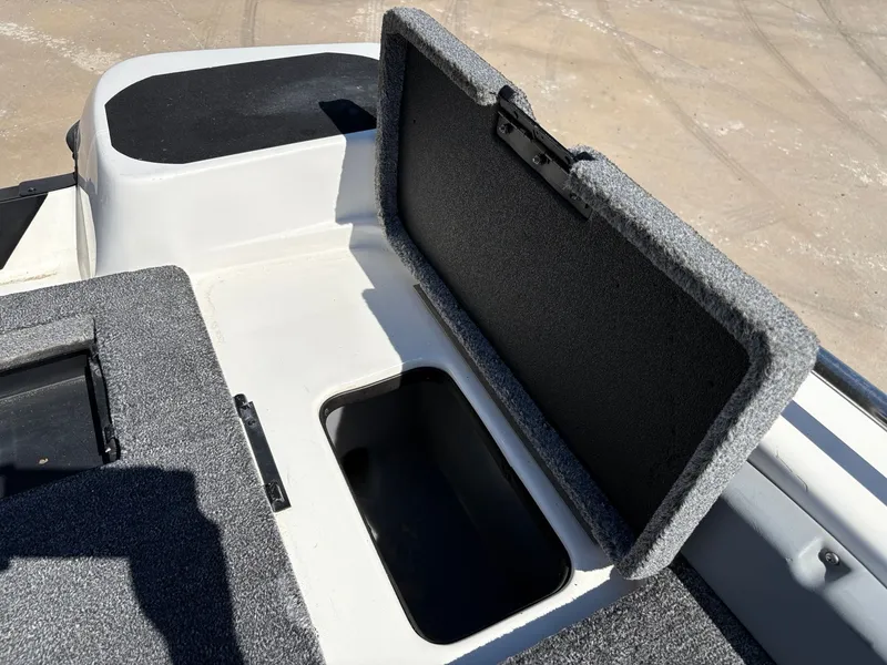 Slide: The Image of Skeeter SL210 2009 - 13