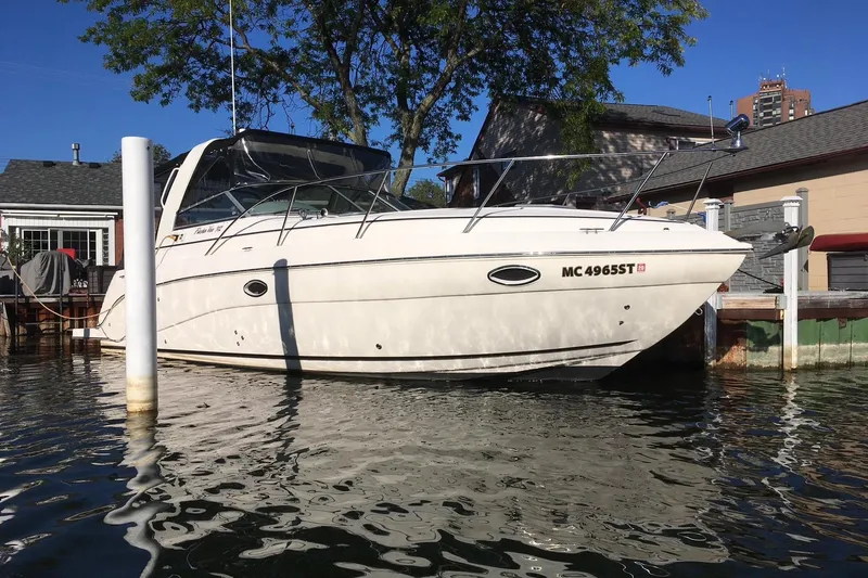 The Image of Rinker Fiesta Vee 312 2004 - undefined