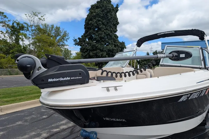 Slide: The Image of 2012 Chaparral 18 H2O Ski & Fish boat with MotorGuide wireless trolling motor. - 8