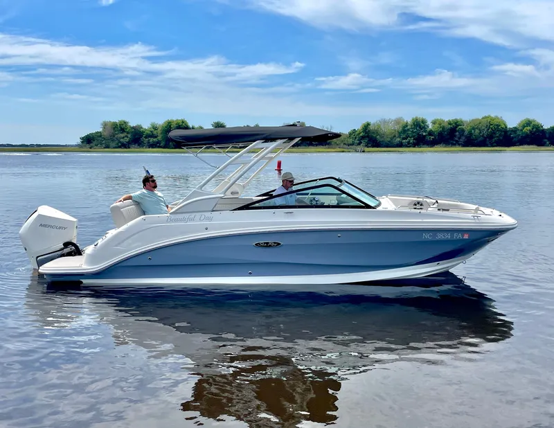 Slide: The Image of Sea Ray 250SD-OB 2023 - 5