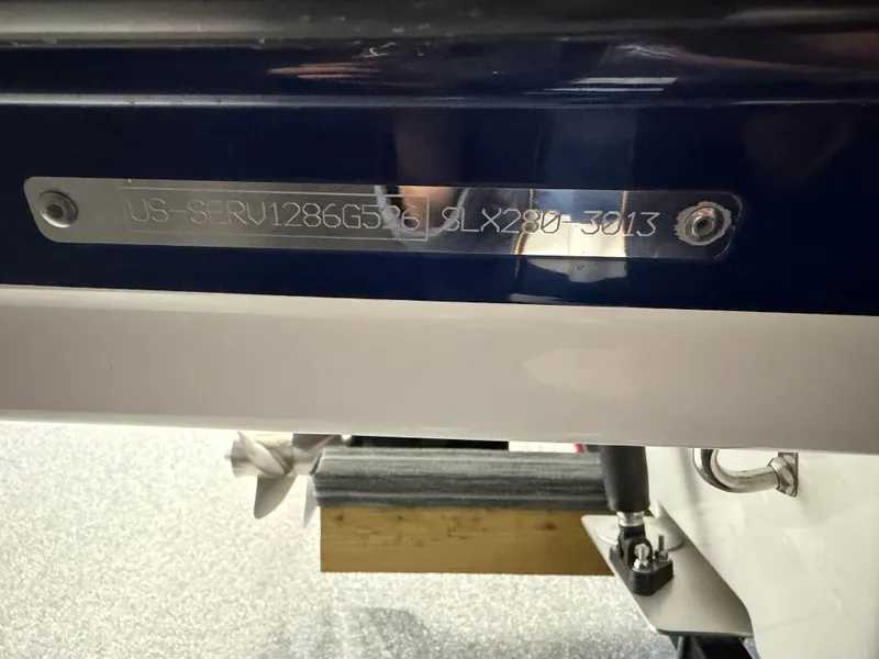 Slide: The Image of Sea Ray SLX 280 2026 - 118
