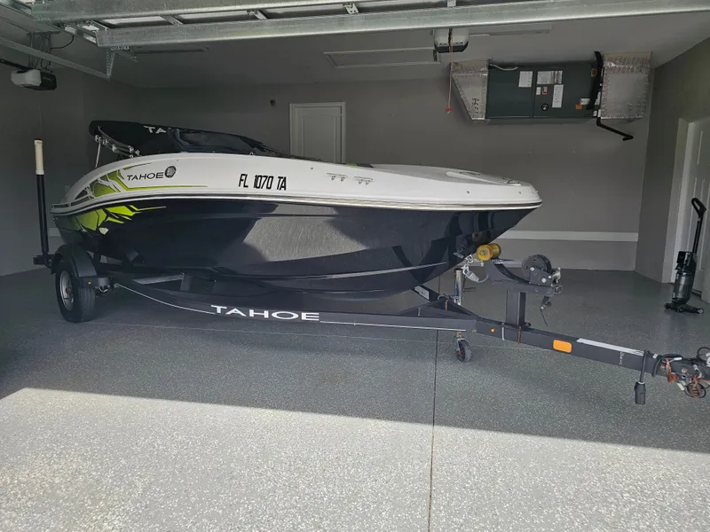 Slide: The Image of White River Tahoe Boats, T16 2021 - 33