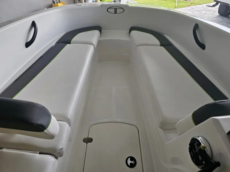 Slide: The Image of White River Tahoe Boats, T16 2021 - 4