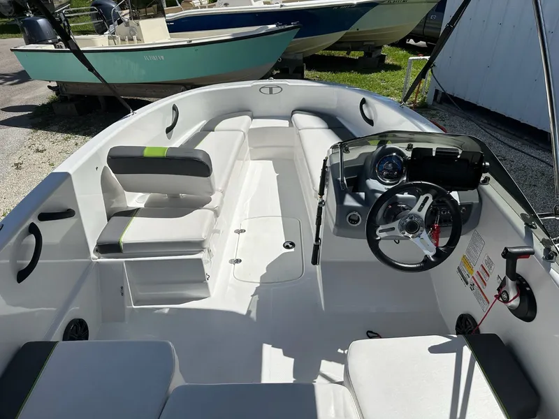 Slide: The Image of White River Tahoe Boats, T16 2021 - 42