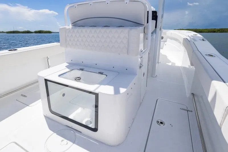 Slide: The Image of 2026 Sea Hunt Gamefish 27 Coffin Box boat interior, featuring sleek design and spacious layout. - 19