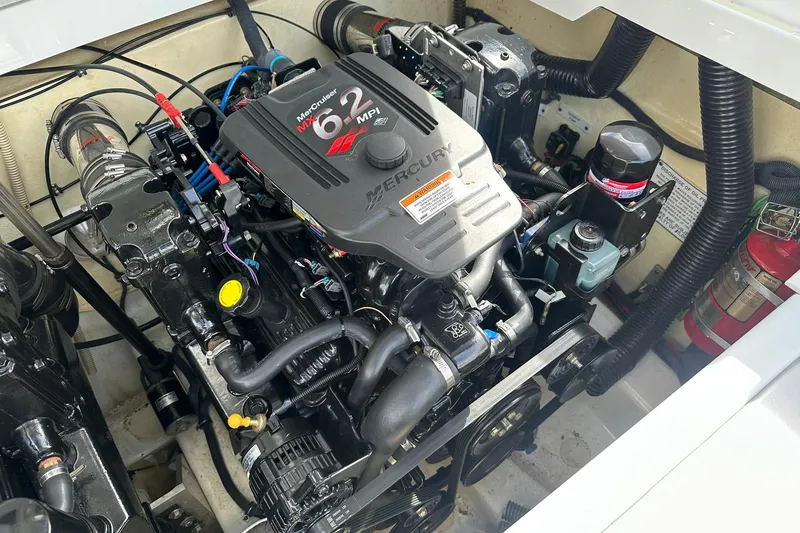Slide: The Image of Engine compartment of a 2008 Formula 292 FASTech with MerCruiser 6.2 MPI engine. - 22