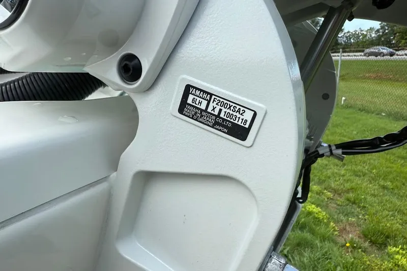 Slide: The Image of 2026 Key West 219 FS boat with Yamaha F200XSA2 engine label. - 5