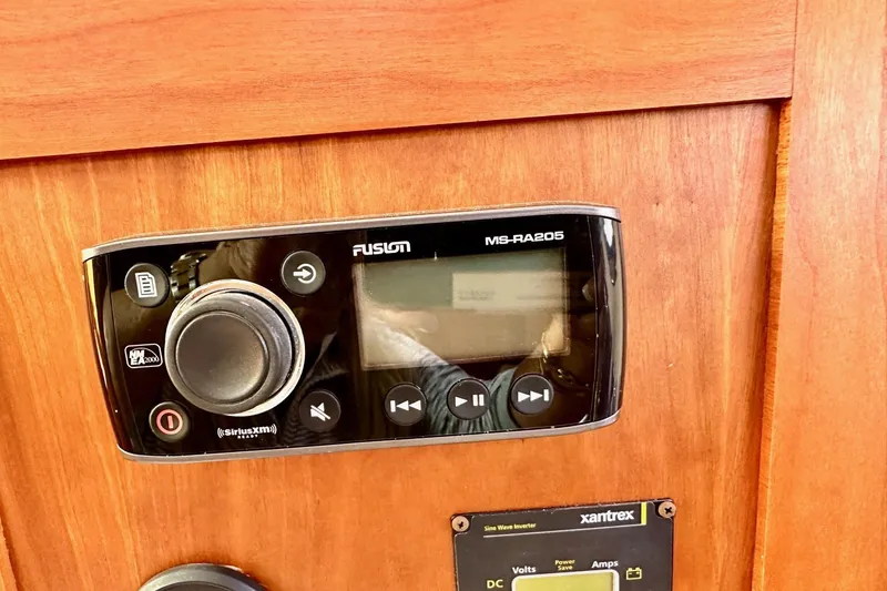 Slide: The Image of Fusion Stereo Base Control - 46