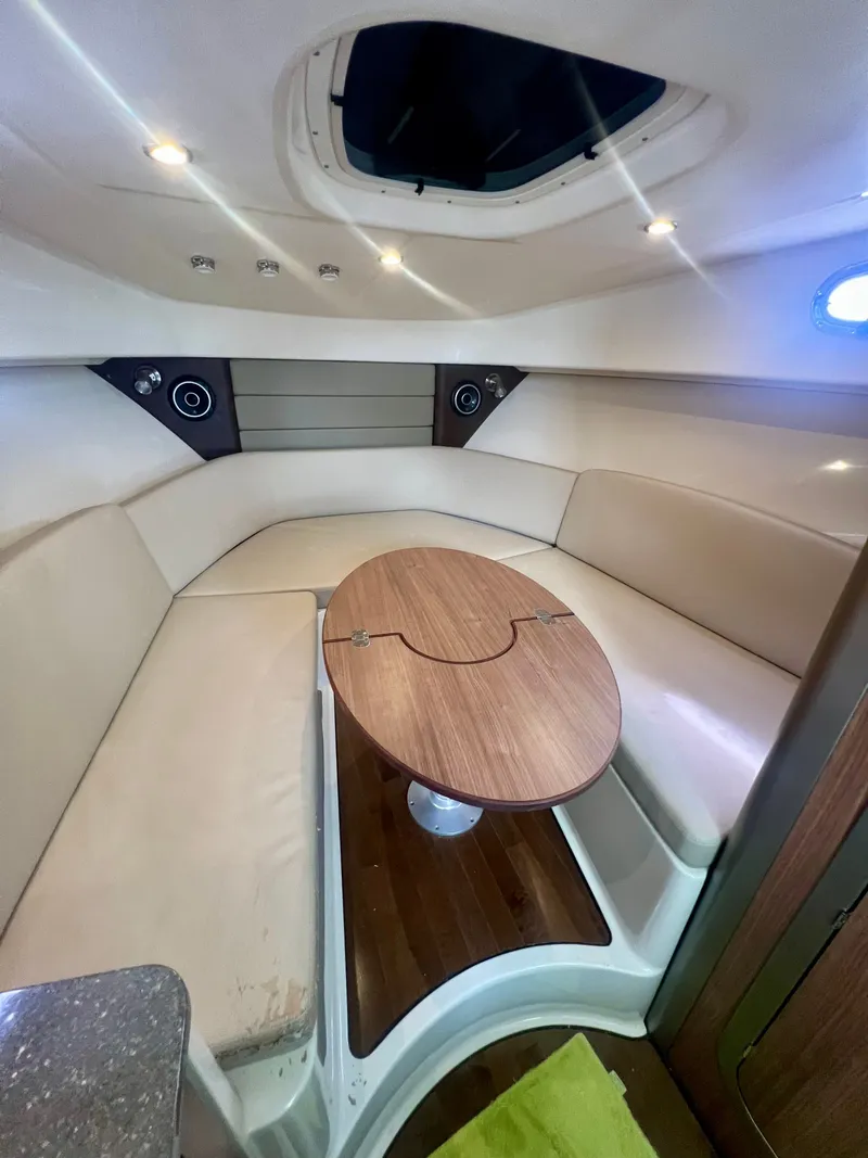 Slide: The Image of Boston Whaler 315 Conquest 2019 - 25