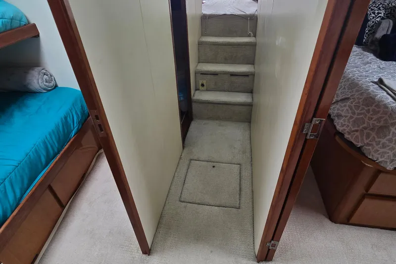 Slide: The Image of New 24-volt and 12-volt battery charges - 25