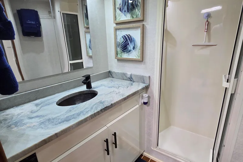 Slide: The Image of Helm all new Garmin suite - 32