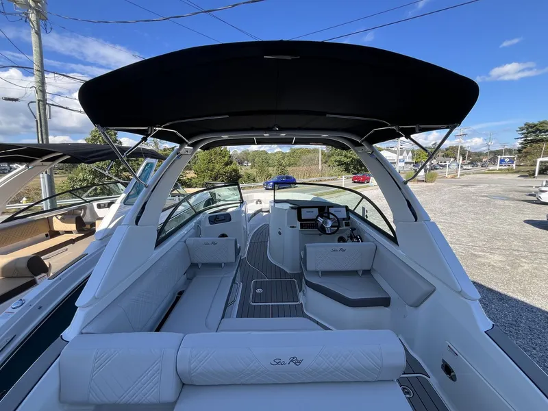 Slide: The Image of Sea Ray SDX 230 Outboard 2026 - 2