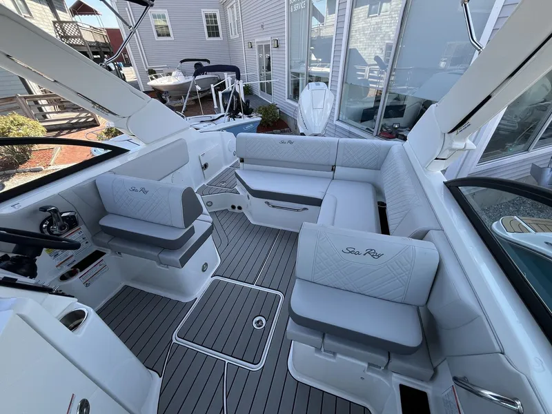 Slide: The Image of Sea Ray SDX 230 Outboard 2026 - 9