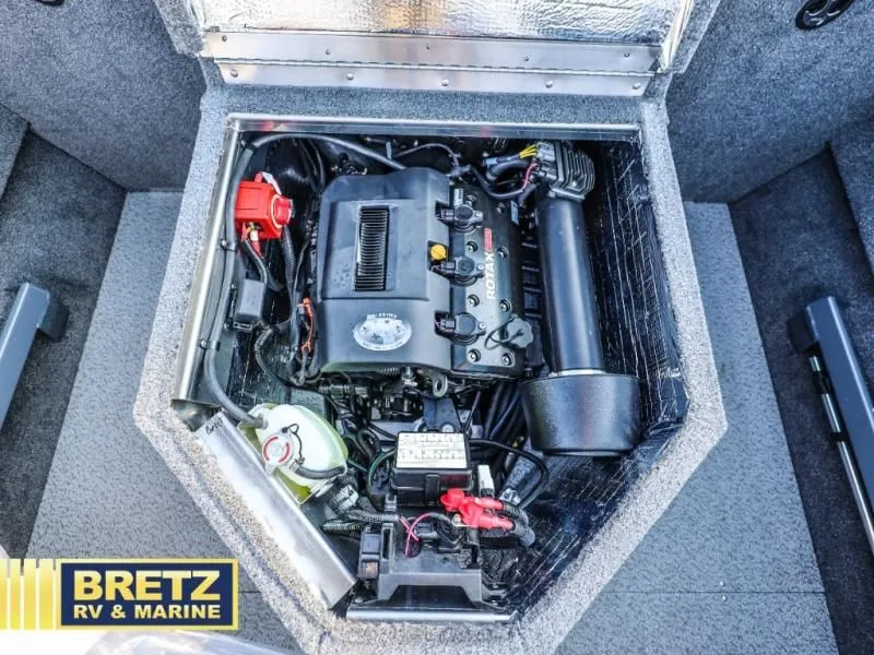 Slide: The Image of River Runner 180 RR 2025 - 11