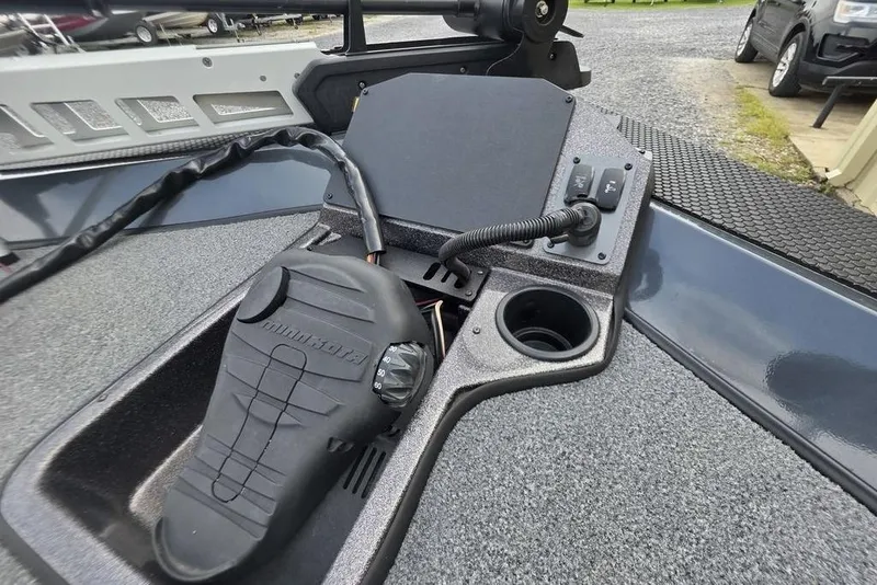Slide: The Image of 2022 Ranger RT188P boat console with foot pedal and control panel. - 21