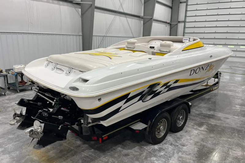 Donzi 28 ZX 1999 - Marine Source