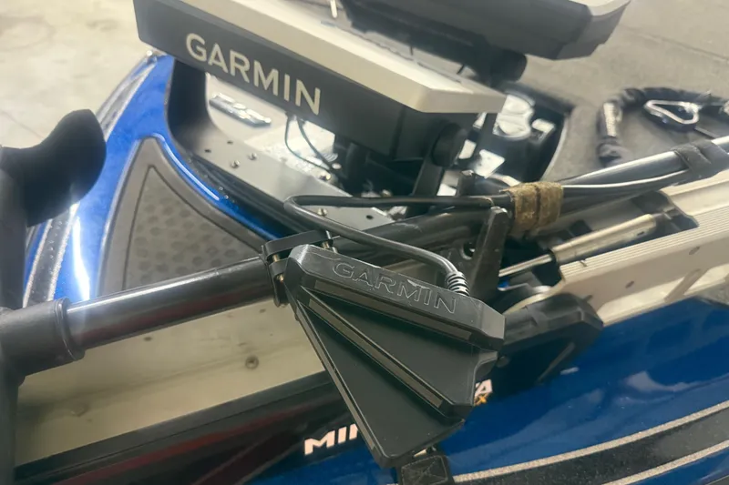 Slide: The Image of 2021 Nitro Z21 Pro boat with Garmin equipment and blue detailing. - 6