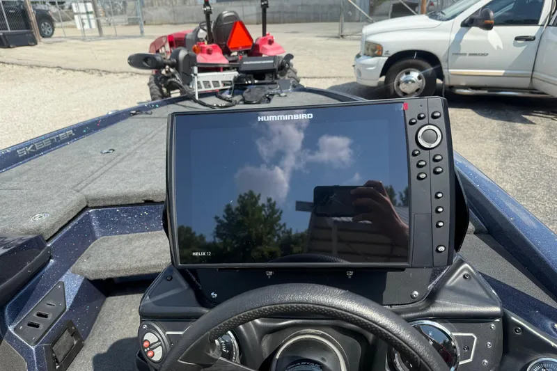 Slide: The Image of 2020 Skeeter ZX225 boat with Humminbird Helix 12 fishfinder on dashboard. - 7