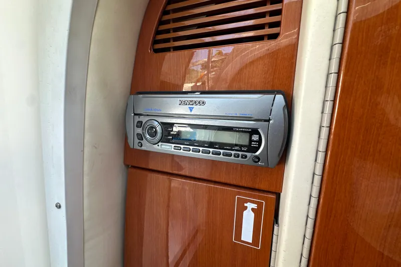 Slide: The Image of Kenwood stereo system in 2007 Formula 400 Super Sport boat interior. - 36