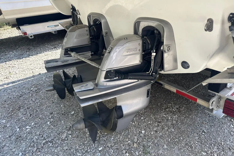 Slide: The Image of 2007 Formula 400 Super Sport boat with Volvo Penta outdrives on a trailer. - 54