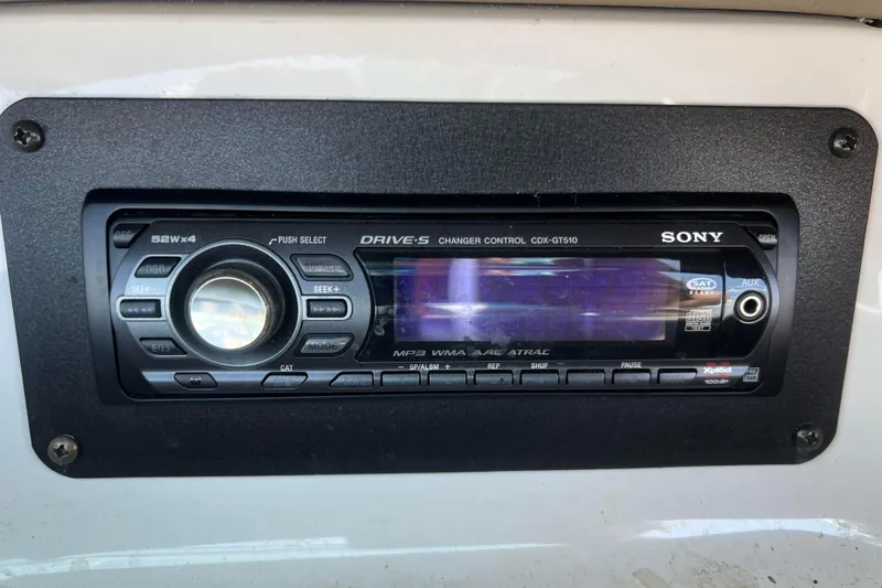 Slide: The Image of Sony CDX-GT510 stereo system in a 2008 Four Winns H190 boat dashboard. - 47