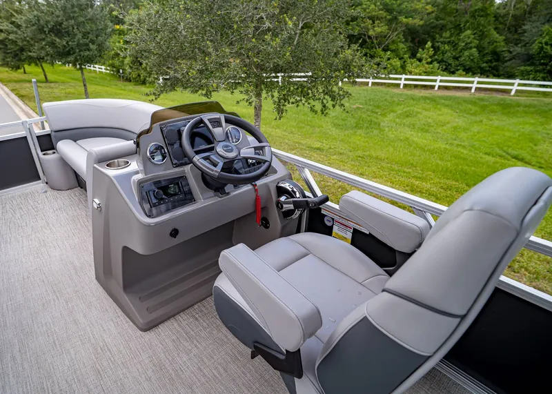 Slide: The Image of Tahoe SLT 23' Quad Lounge 2025 - 13