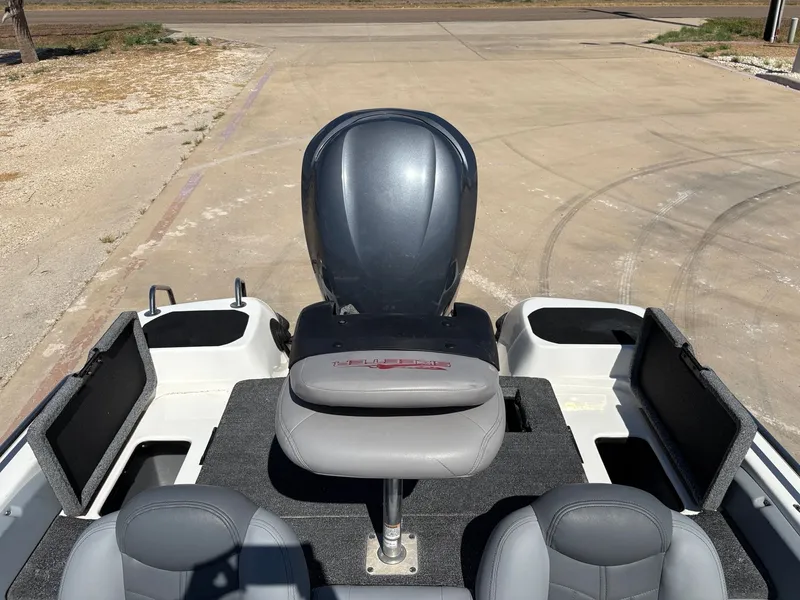 Slide: The Image of Skeeter SL210 2009 - 12