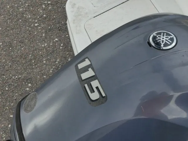 Slide: The Image of Hurricane SunDeck Sport 188 OB 2016 - 17