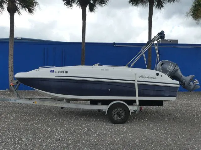 Slide: The Image of Hurricane SunDeck Sport 188 OB 2016 - 7