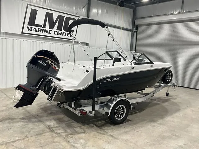 Slide: The Image of Stingray 172DC 2026 - 10