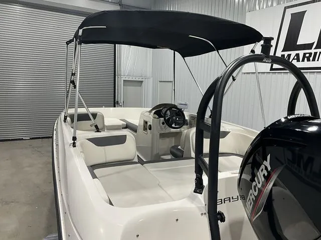 Slide: The Image of Bayliner Element E18 2022 - 12