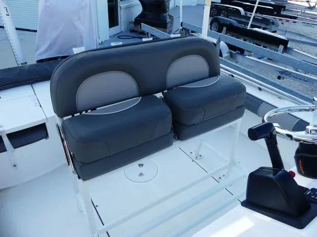 Slide: The Image of Sea Born FX24 Bay Sport 2021 - 10