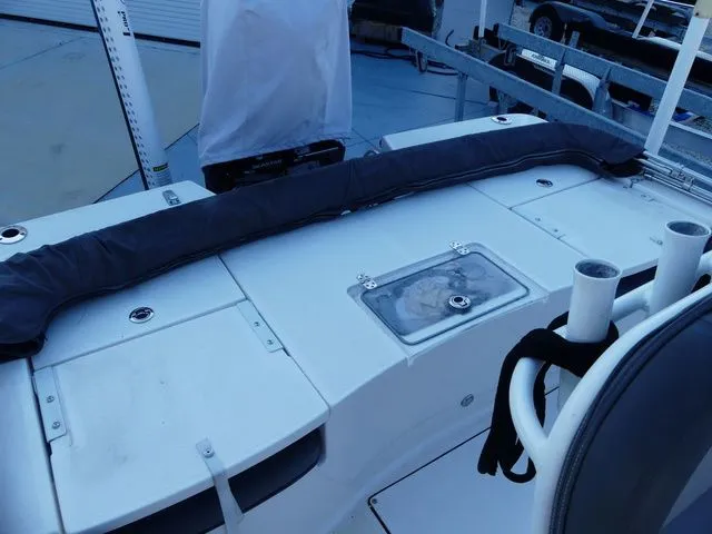 Slide: The Image of Sea Born FX24 Bay Sport 2021 - 12