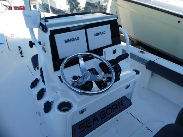 Slide: The Image of Sea Born FX24 Bay Sport 2021 - 7