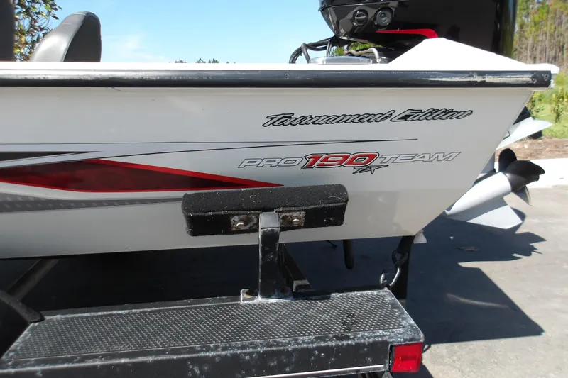 Slide: The Image of 2022 Tracker Pro Team 190 TX Tournament Edition boat rear view on trailer. - 10