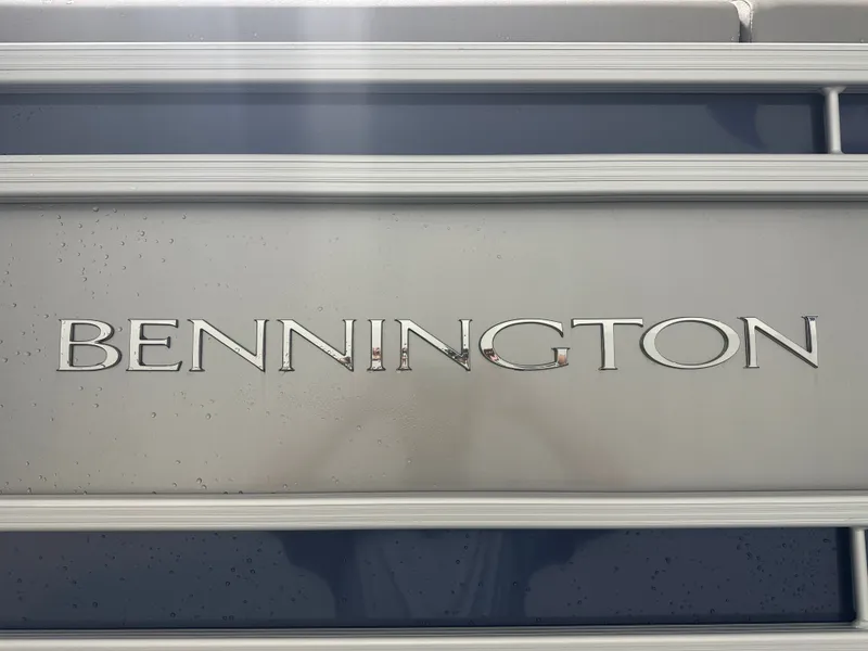 Slide: The Image of Bennington 27QFBWAT2SR 2024 - 10