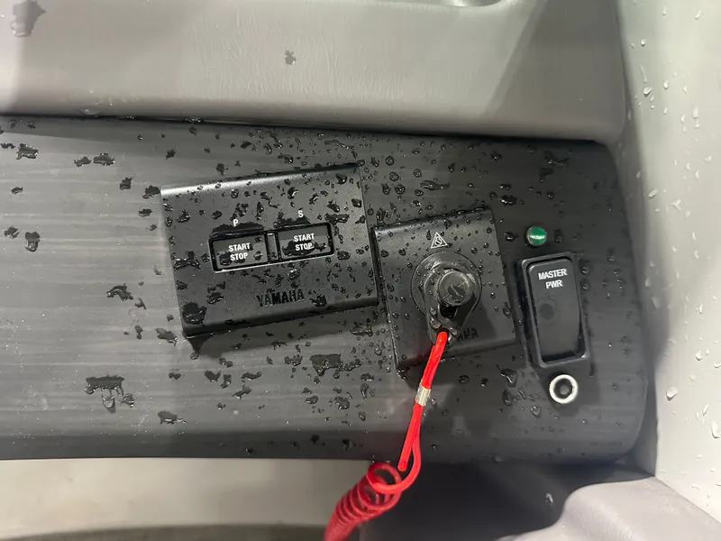 Slide: The Image of Bennington 27QFBWAT2SR 2024 - 35