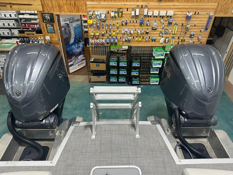 Slide: The Image of Bennington 27QFBWAT2SR 2024 - 46