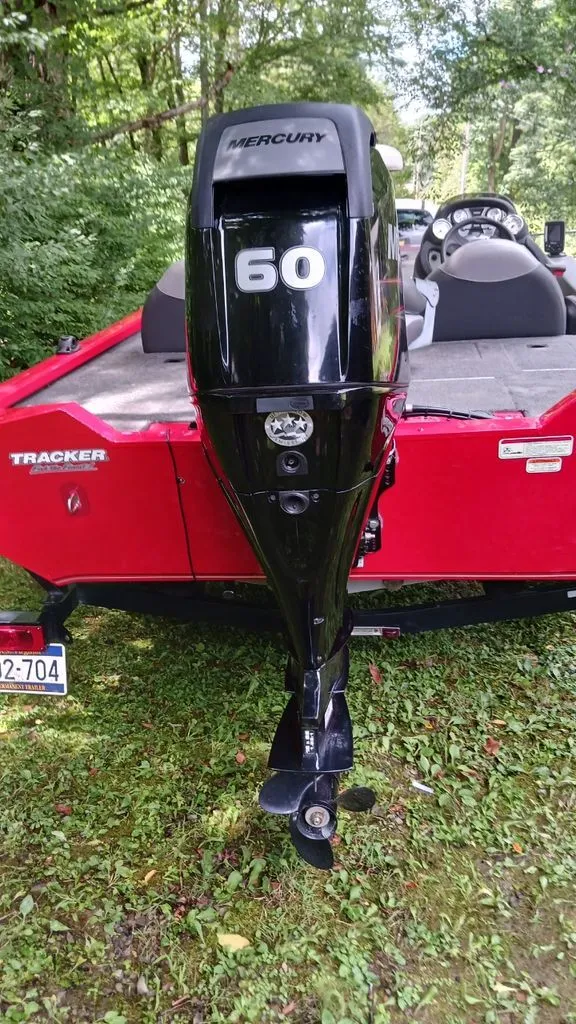 Slide: The Image of Tracker Pro Team 2015 - 3