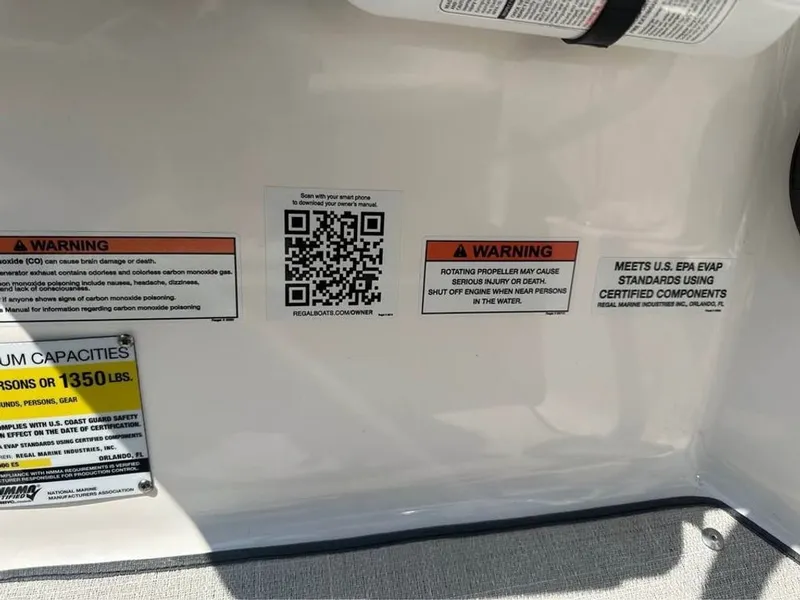 Slide: The Image of Regal 2000 ESX 2023 - 18