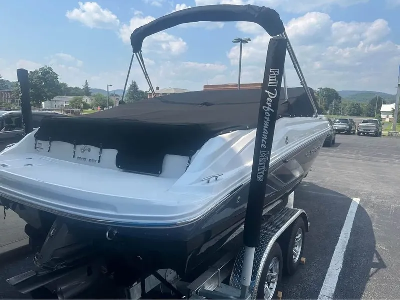 Slide: The Image of Regal 2000 ESX 2023 - 3