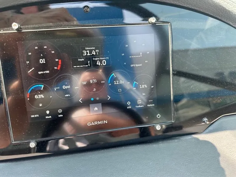 Slide: The Image of Regal 2000 ESX 2023 - 6