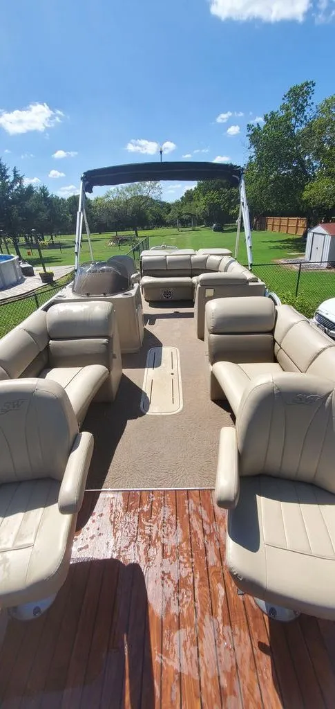 Slide: The Image of Silver Wave 220 Island 2014 - 3