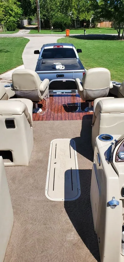 Slide: The Image of Silver Wave 220 Island 2014 - 5