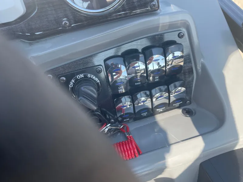 Slide: The Image of Avalon VNT85 RF23T 2025 - 21